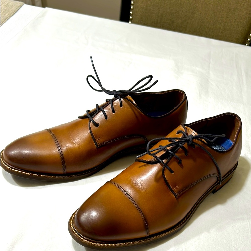 Vince Camuto, size 12 wide Men's Brown Leather Dress Shoes